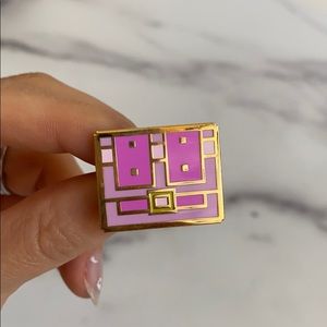 Hard Enamel Pin - Gamer Pixel Pink Treasure Chest